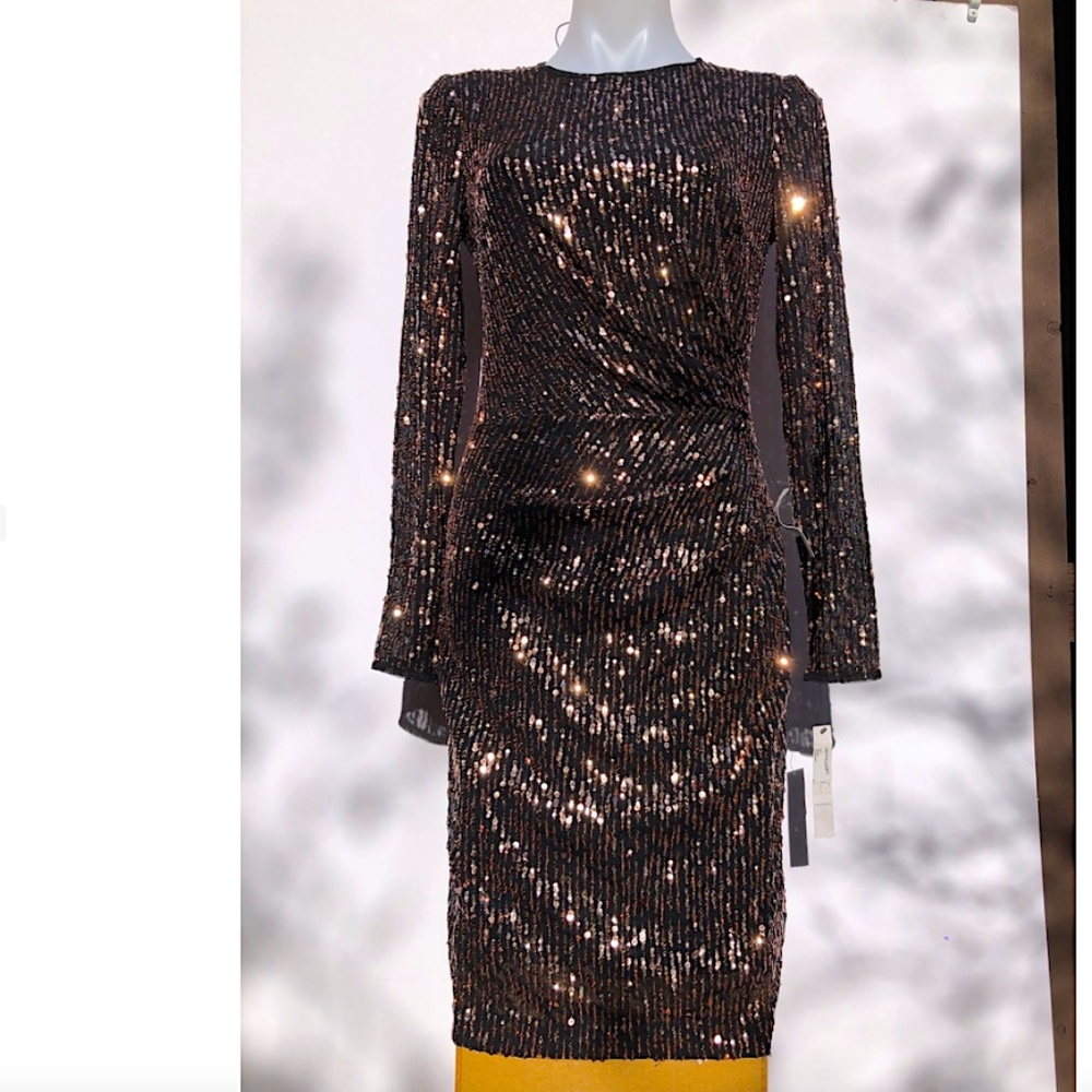 Maggy London Sheath Sequin rose/gold Middi Dress